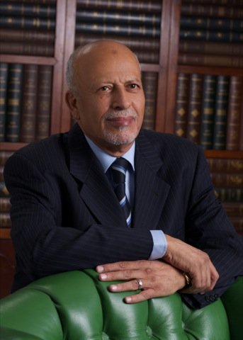 الراحل علي يوسف